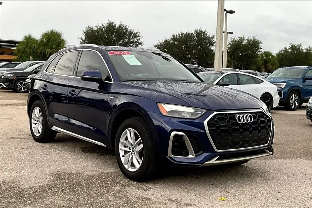 2022 Audi Q5 45 S line Premium photo 1