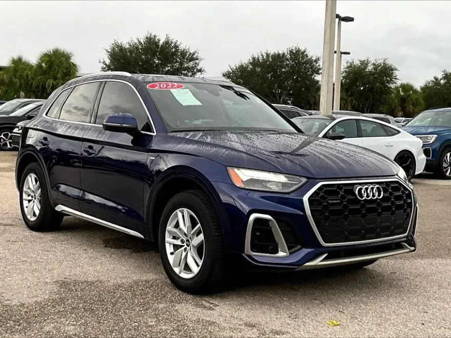 2022 Audi Q5 45 S line Premium photo 1