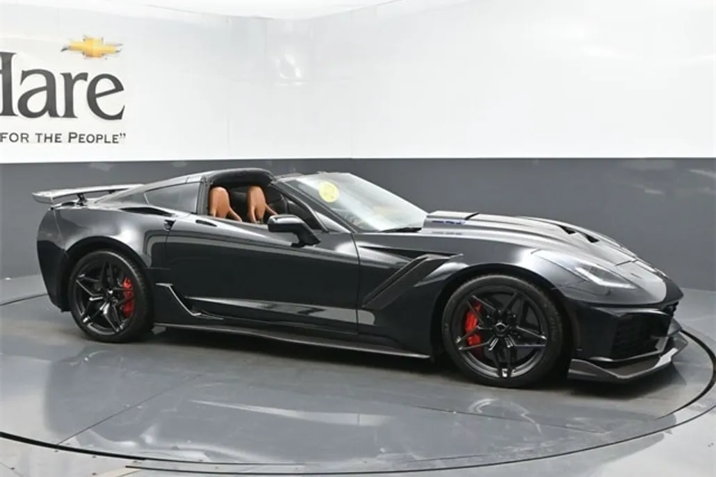 2019 Chevrolet Corvette ZR1 Coupe photo 1