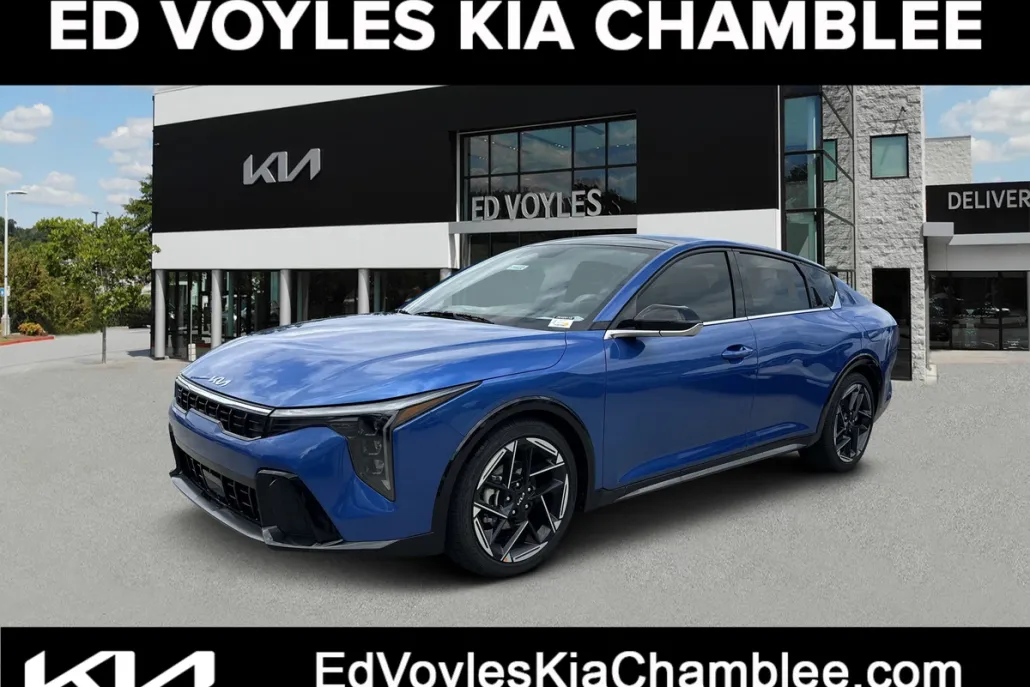 2025 Kia K4 GT-Line photo 1