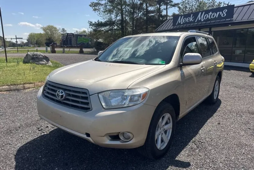 2010 Toyota Highlander SE photo 1