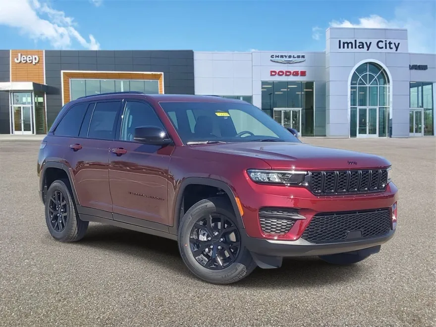 2025 Jeep Grand Cherokee Laredo Altitude photo 1