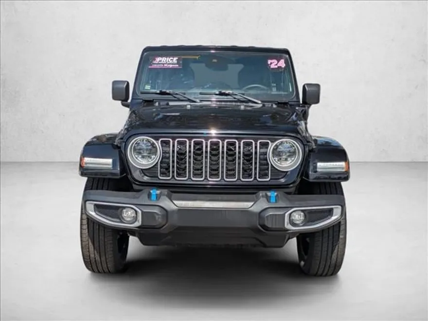 2024 Jeep Wrangler 4xe Sahara photo 1