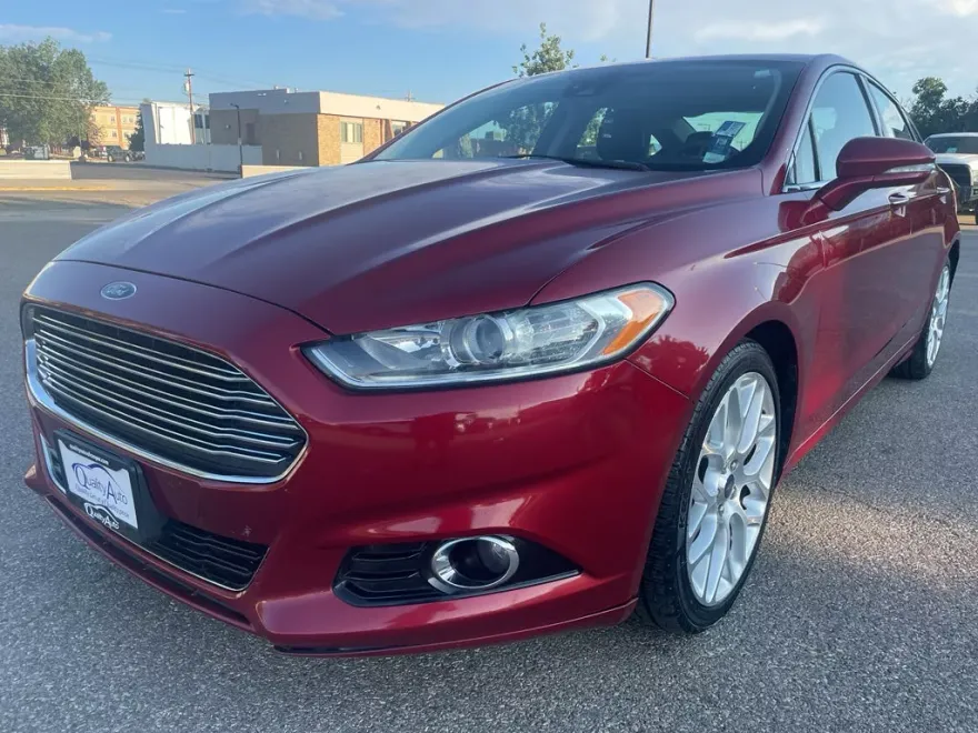 2014 Ford Fusion Titanium photo 1