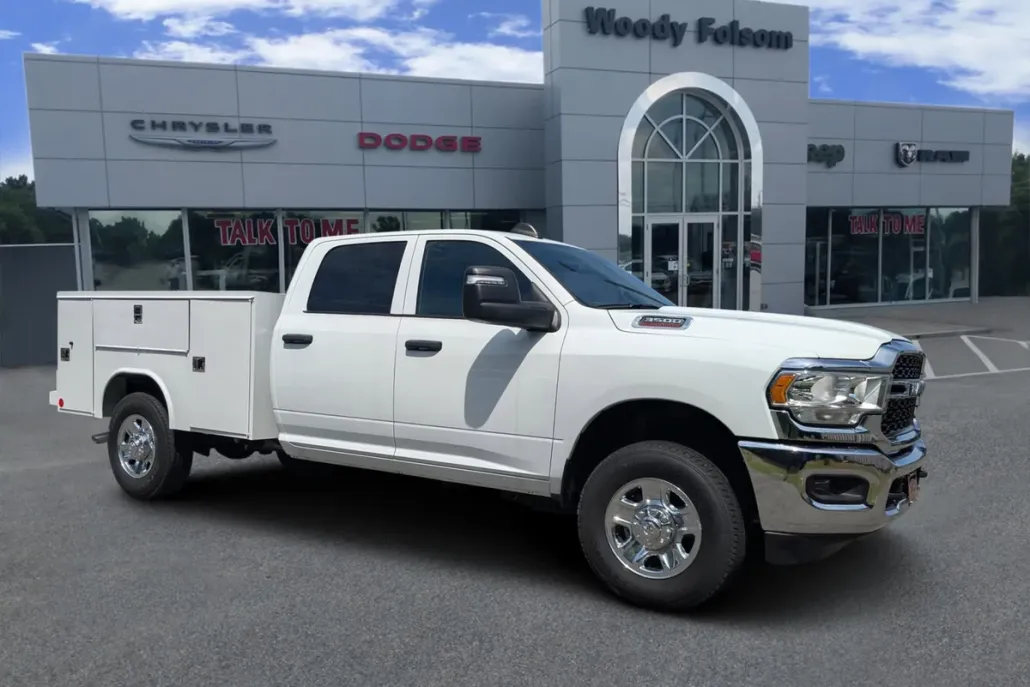 2024 Ram 3500 Tradesman photo 1