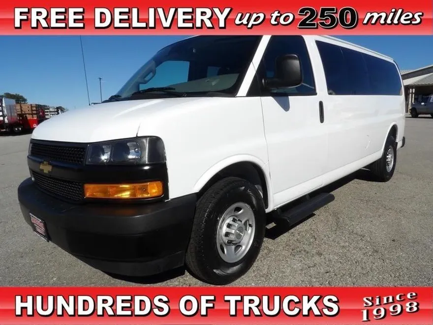 2023 Chevrolet Express LS photo 1