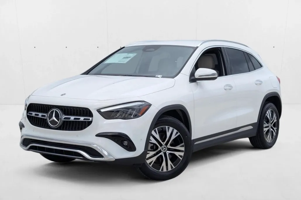 2025 Mercedes Benz GLA 250 4MATIC photo 1