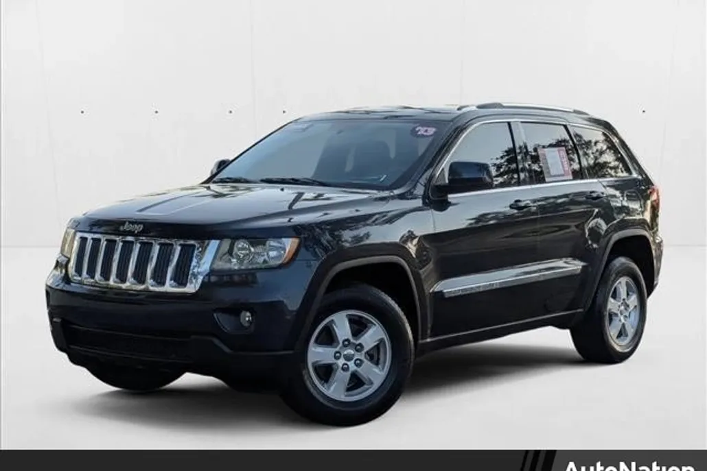 2013 Jeep Grand Cherokee Laredo photo 1
