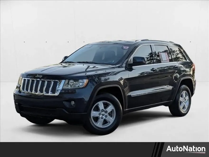 2013 Jeep Grand Cherokee Laredo photo 1