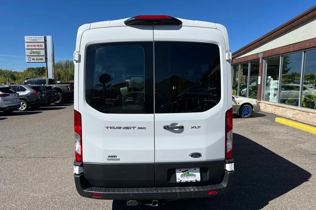 2023 Ford Transit XLT photo 1