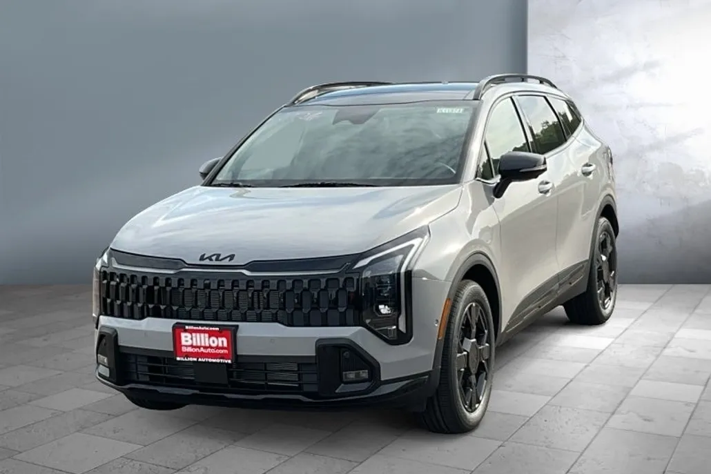 2026 Kia Sportage X-Line photo 1