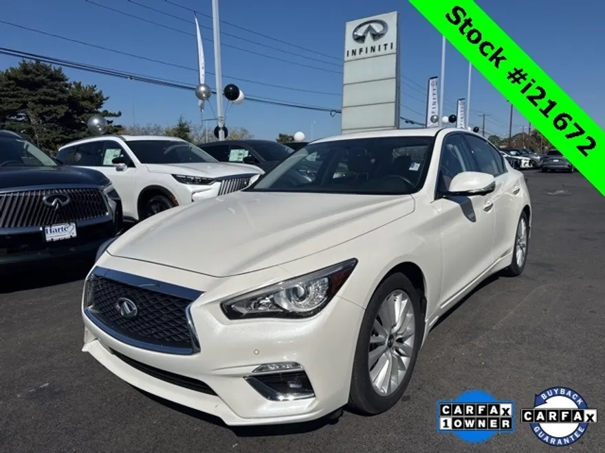 2024 Infiniti Q50 LUXE photo 1