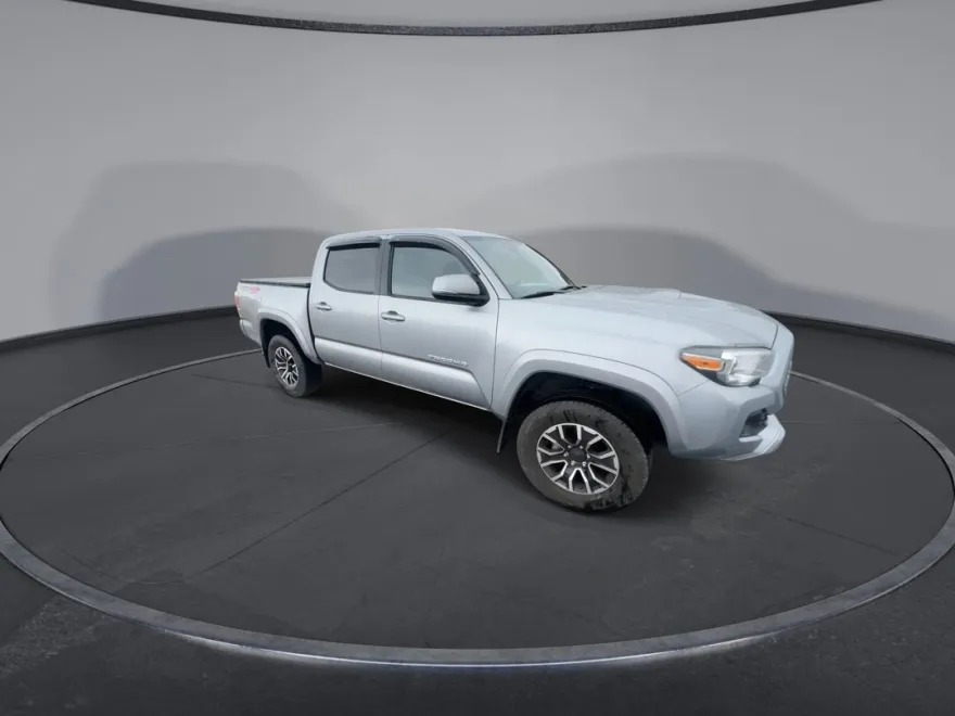 2020 Toyota Tacoma TRD Sport 4x4 V6 photo 1