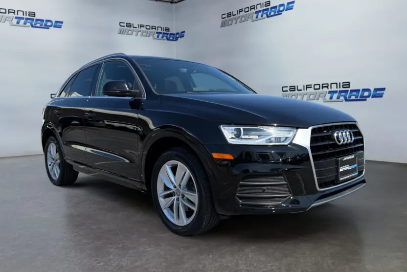 2016 Audi Q3 Premium Plus photo 1