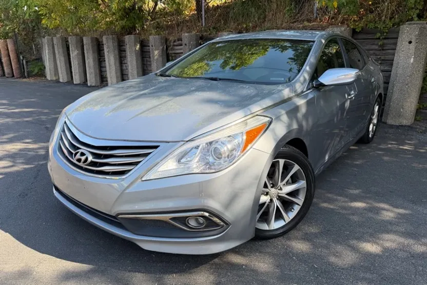 2016 Hyundai Azera Base photo 1
