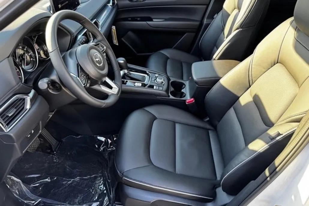 2025 Mazda CX-5 2.5 Select photo 1