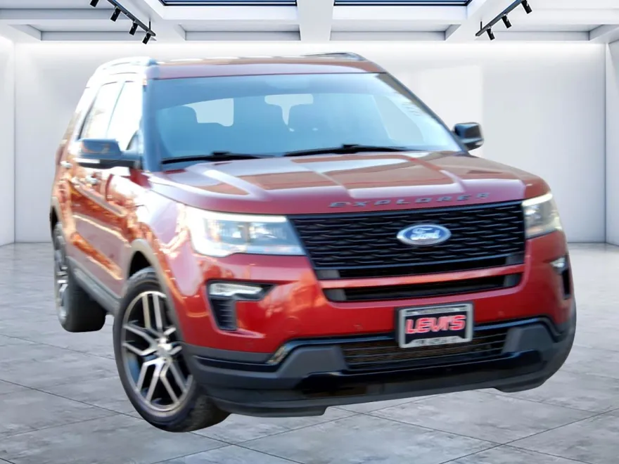 2019 Ford Explorer Sport photo 1