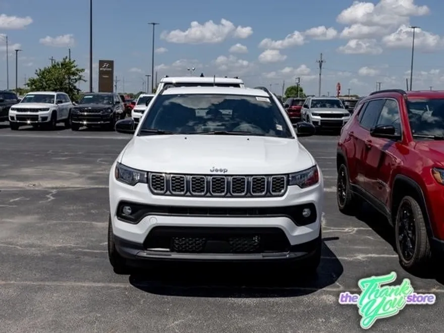 2025 Jeep Compass Latitude photo 1