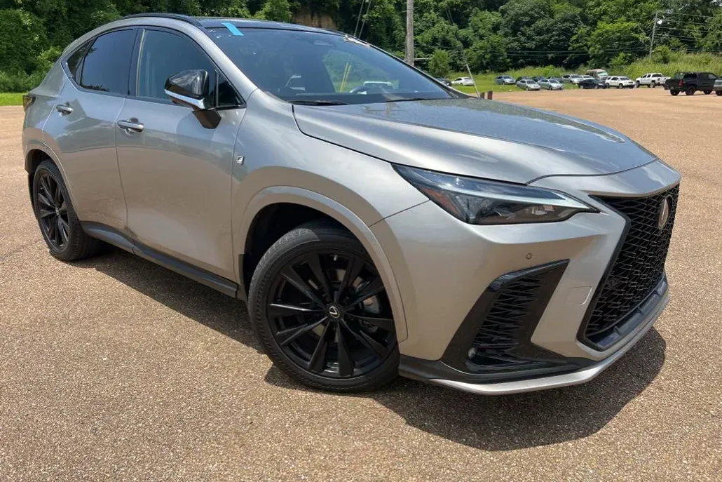 2023 Lexus NX 350 F SPORT Handling photo 1