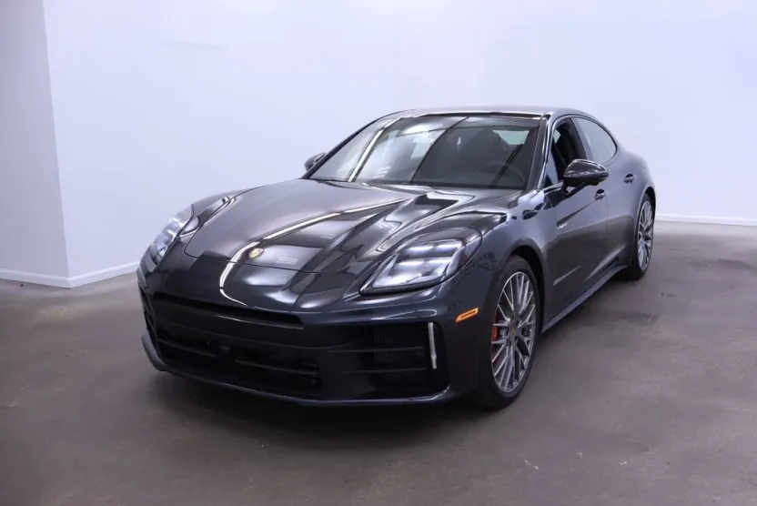 2025 Porsche Panamera E-Hybrid 4S photo 1