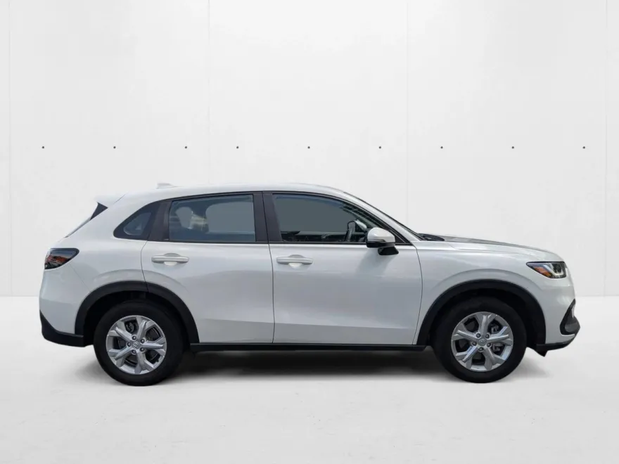 2024 Honda HR-V LX photo 1
