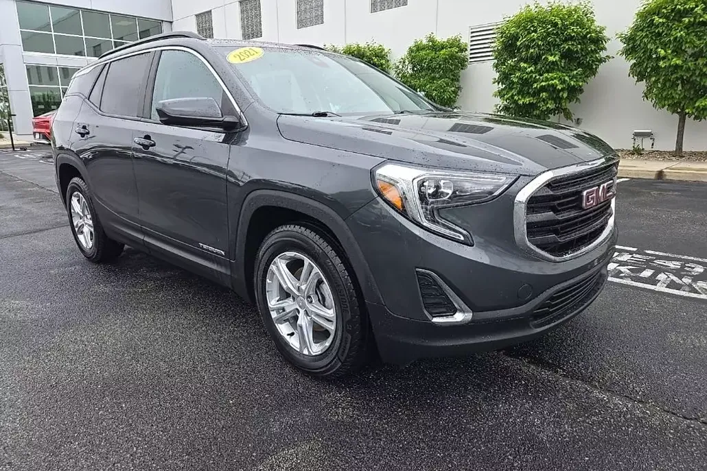 2021 Gmc Terrain SLE photo 1