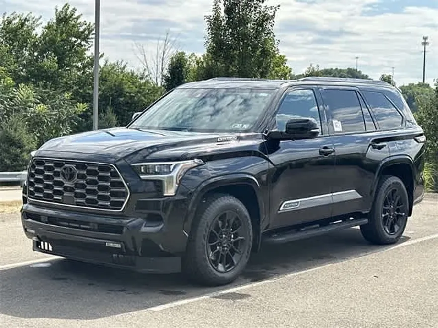 2025 Toyota Sequoia Platinum photo 1