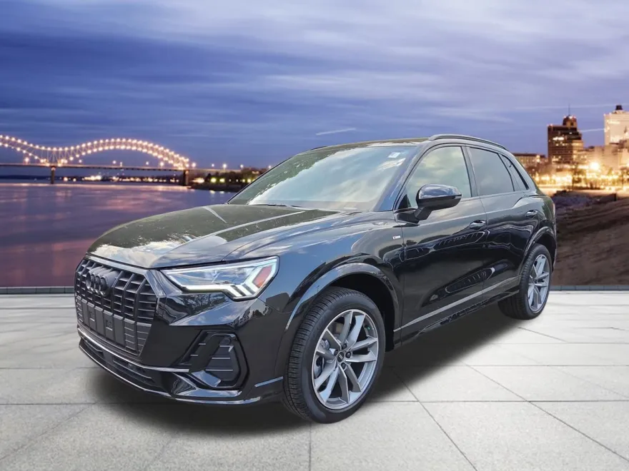 2025 Audi Q3 45 TFSI S line Premium photo 1