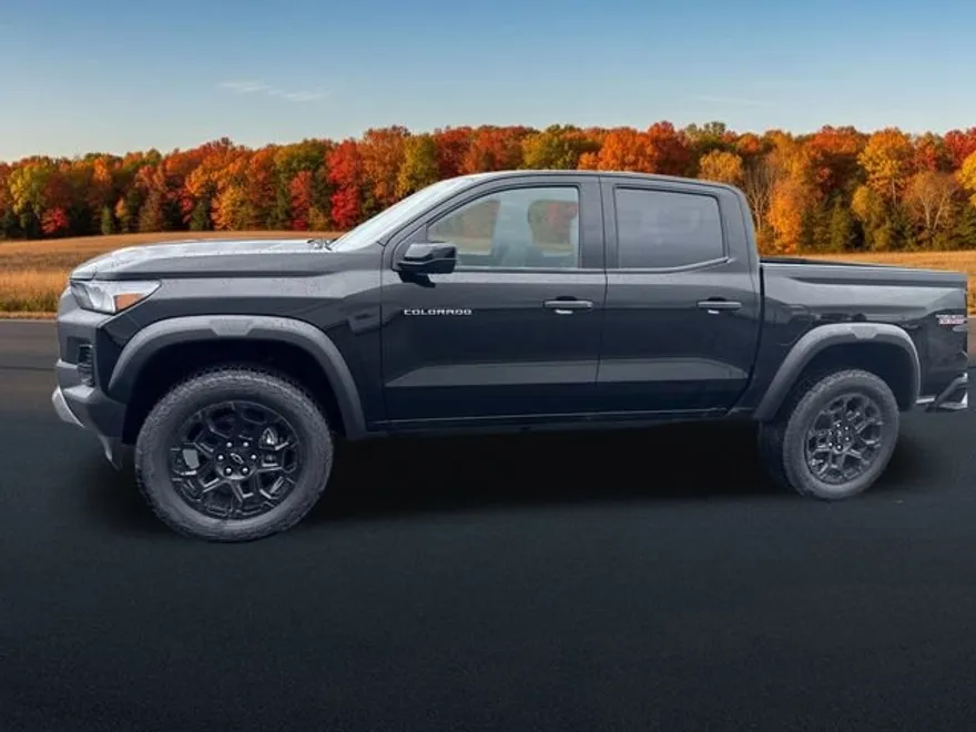 2026 Chevrolet Colorado Trail Boss photo 1
