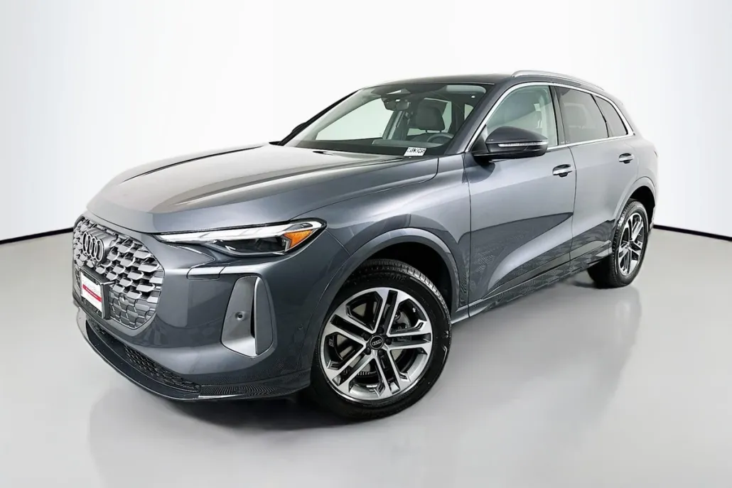 2025 Audi Q5 Premium photo 1