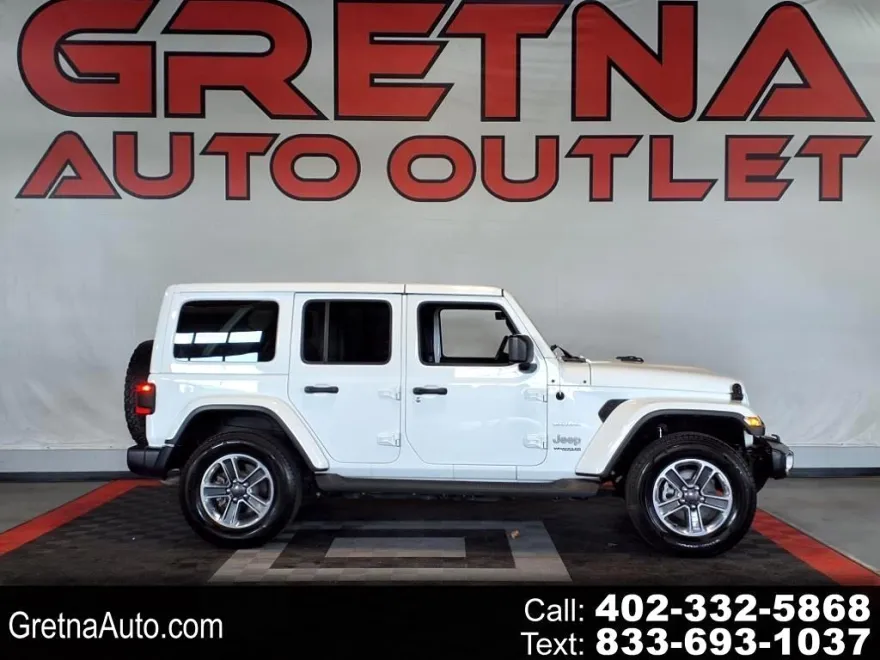 2018 Jeep Wrangler Unlimited Sahara photo 1