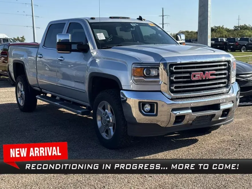 2016 Gmc Sierra SLT photo 1