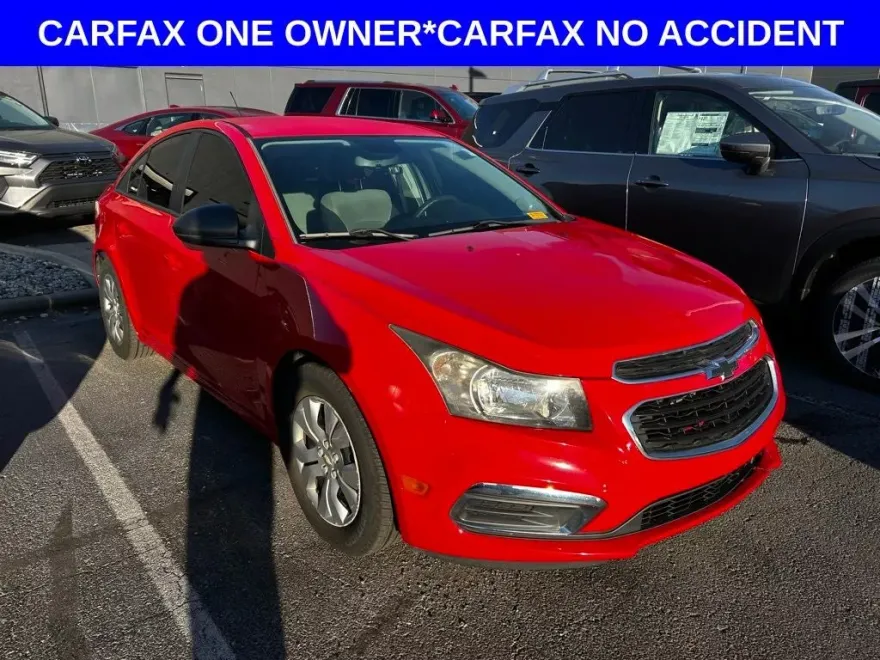 2015 Chevrolet Cruze LS photo 1