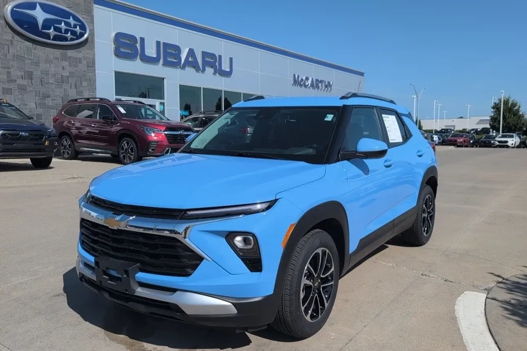 2024 Chevrolet Trailblazer LT photo 1