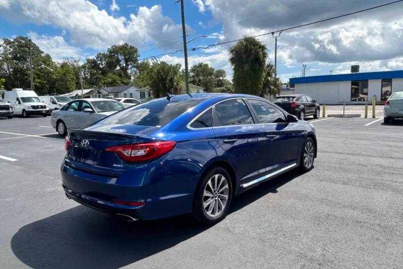 2017 Hyundai Sonata Sport Limited 2.0T photo 1