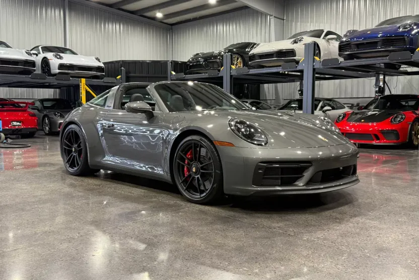 2024 Porsche 911 Targa 4 GTS photo 1