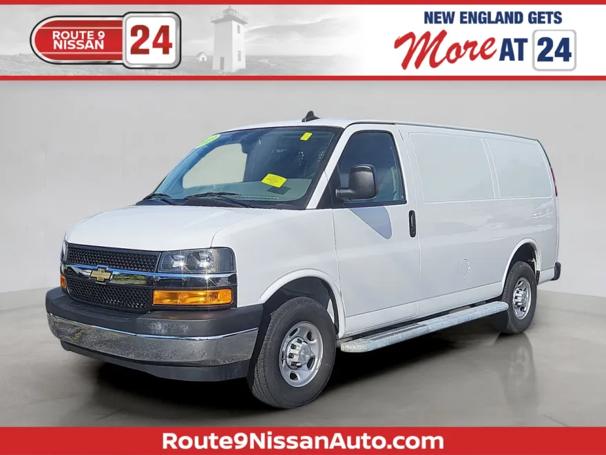 2023 Chevrolet Express 2500 Work Cargo Van photo 1
