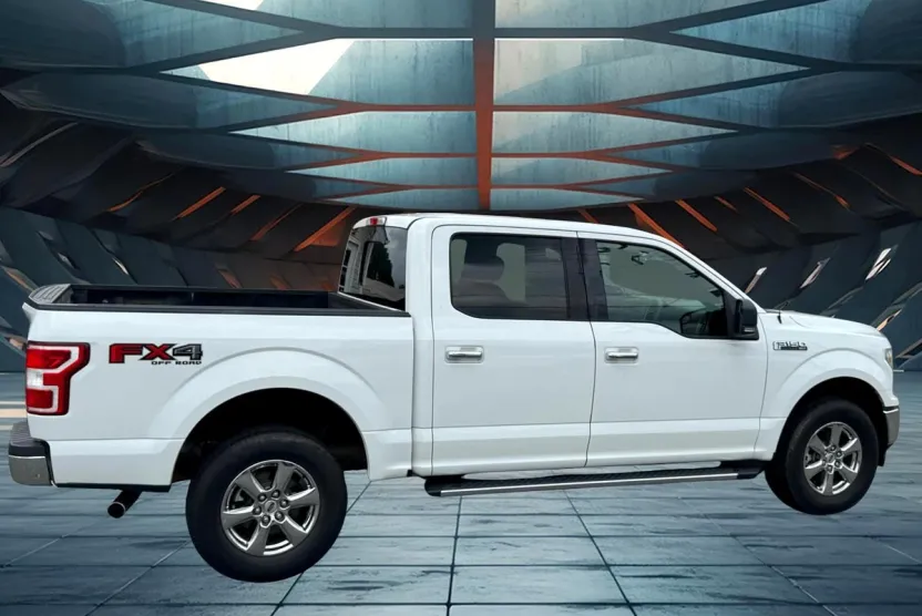 2019 Ford F-150 XLT photo 1