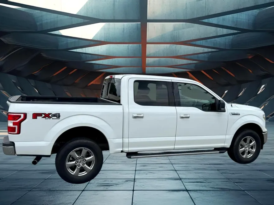 2019 Ford F-150 XLT photo 1