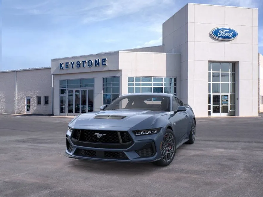 2025 Ford Mustang GT Premium photo 2