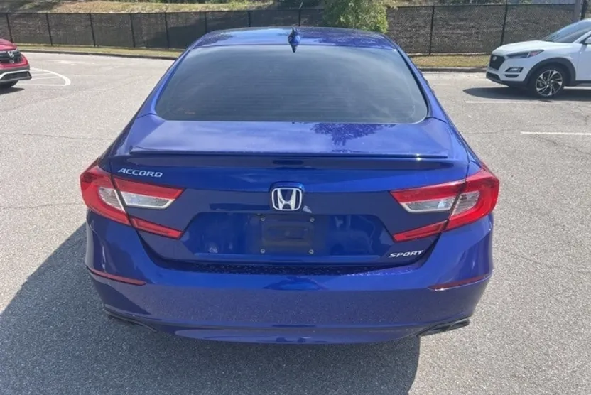 2018 Honda Accord Sport photo 1