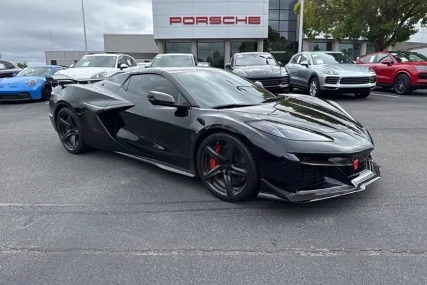 2024 Chevrolet Corvette Stingray Z06 3LZ Convertible photo 1