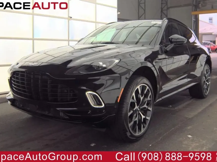 2021 Aston Martin DBX AM8 photo 1