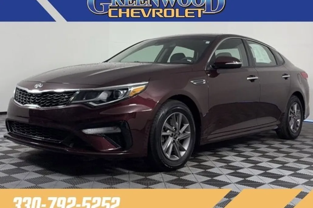 2020 Kia Optima LX photo 1
