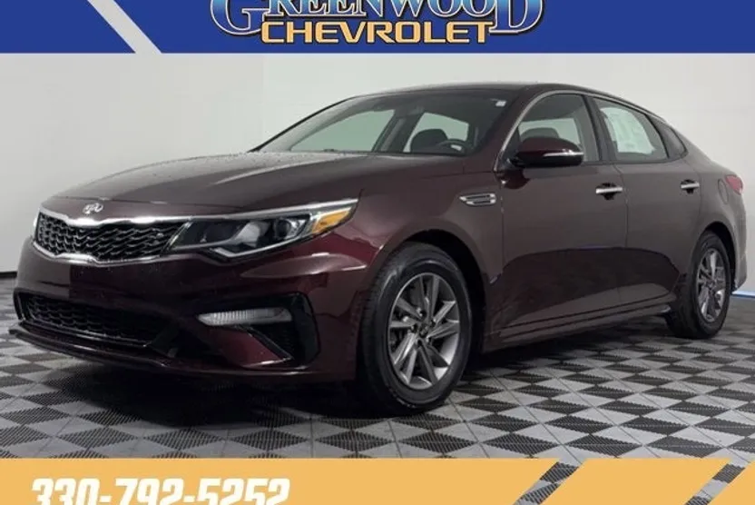 2020 Kia Optima LX photo 1