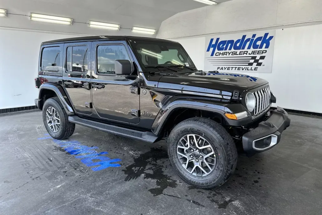 2025 Jeep Wrangler Sahara photo 1