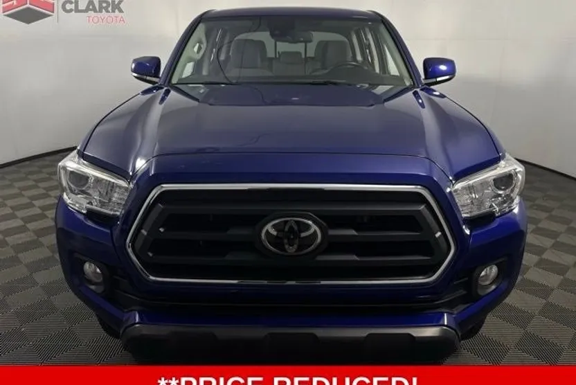 2023 Toyota Tacoma SR5 V6 photo 1