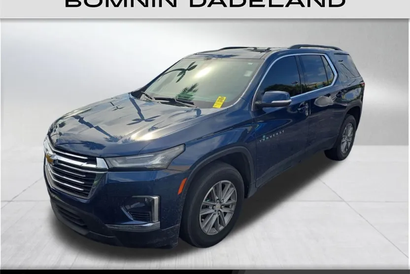 2023 Chevrolet Traverse Cloth photo 1
