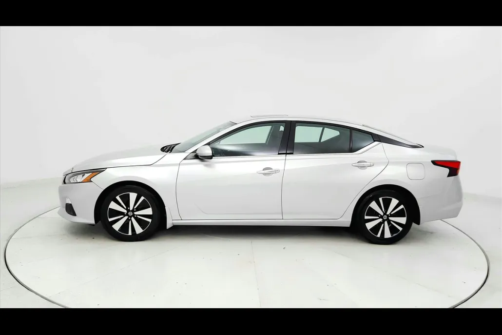 2019 Nissan Altima 2.5 SV photo 1