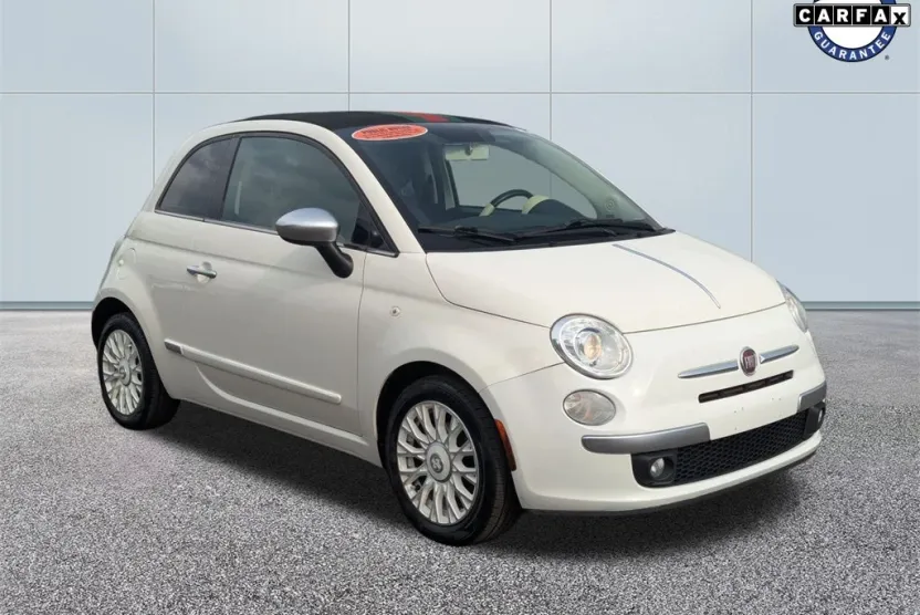 2012 Fiat 500 Lounge photo 1